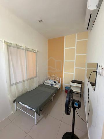 Cozy Small Room 1