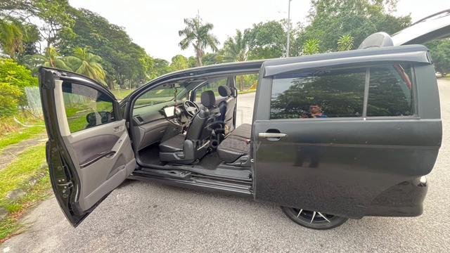 2006 Toyota ISIS 1.8 4AT DBA-ANM10W (A) - 5