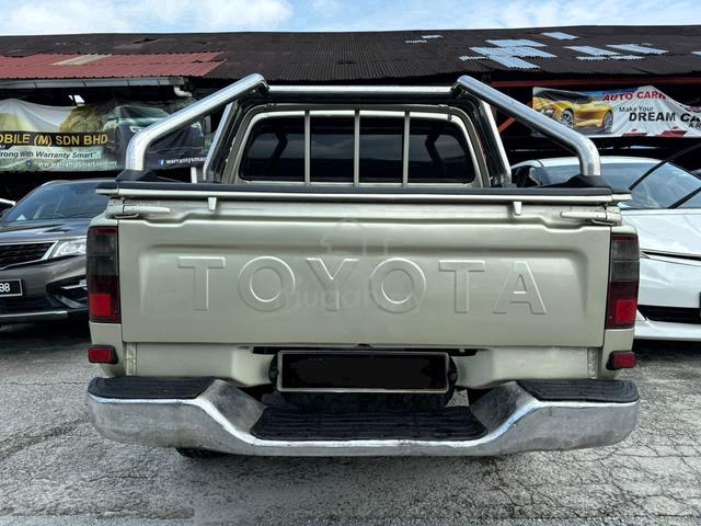 2004 Toyota HILUX 2.5 SR TURBO (A) Careful Owner - 5