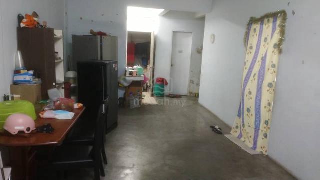 Pangsapuri Puchong Utama Court 2 1