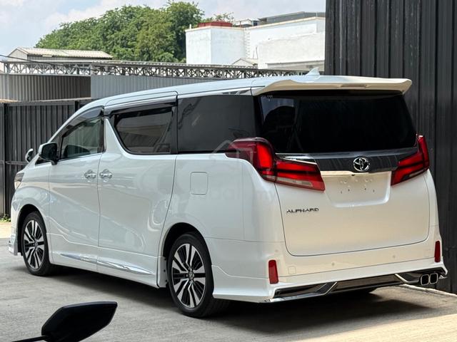 2022 Toyota ALPHARD 2.5 SC//DIM/BSM//Modellista Kt - 2