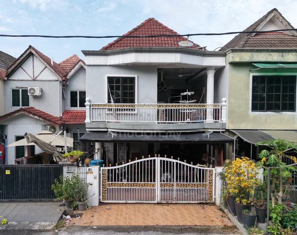 Facing open Double Storey Terrace Jalan Tangguk 19 Seksyen 19 1