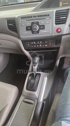 2013 Honda CIVIC 1.5 (HYBRID) (A) - 5