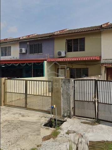 Renovated Double Storey Terrace Jalan Dahlia Bukit Beruntung Rawang 1