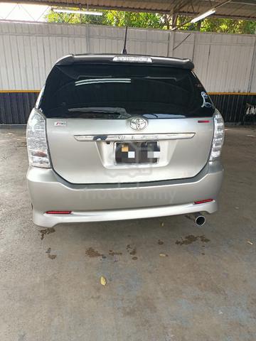 07/11 Toyota WISH 1.8 FACELIFT (A) - 2