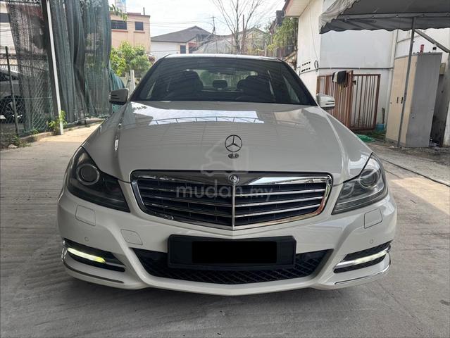 2012 Mercedes Benz C200 CGI 7-SPEED FACELIFT (CKD) - 2