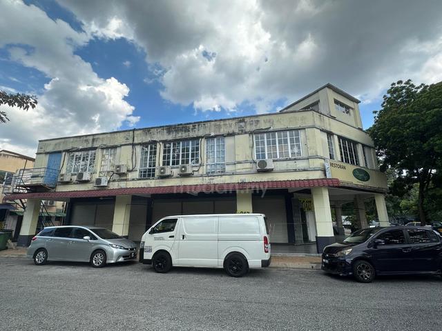 SENTUL - Corner lot 2 storey shop 1