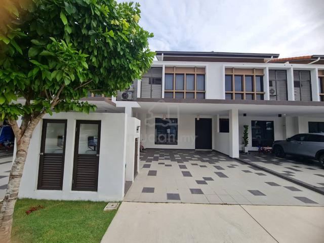 DOUBLE STOREY WITH CLUB HOUSE Setia Warisan Tropika Kota Warisan 1