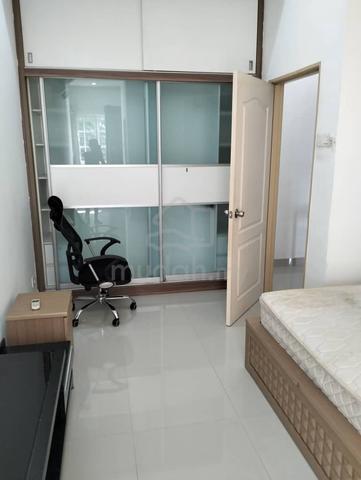 Lagenda Mass Villa kucing 1