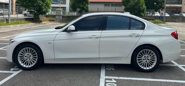 2017 Bmw 3 SERIES 1.5 18I LUXURY (CKD) F30 - 5