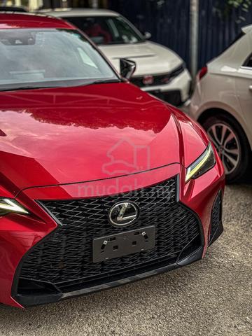 RED SEAT FIRE FUL RED 2021 Lexus IS300 2.0 F-SPORT - 3