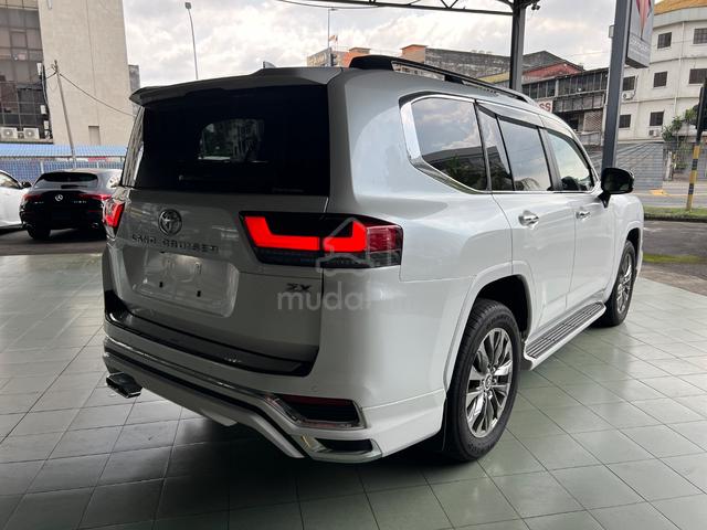 UNREG Toyota LANDCRUISER 3.5 ZX PETROL 7 SEATER - 4
