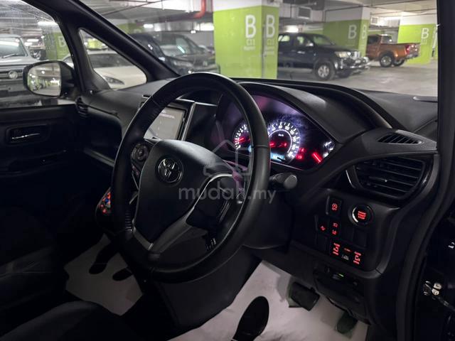 2021 Toyota VOXY 2.0 ZS KIRAMEKI 3 - 4
