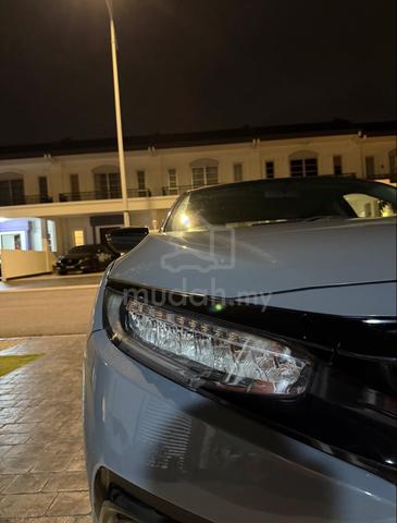 2016 Honda CIVIC 1.8 I-VTEC (A) - 3