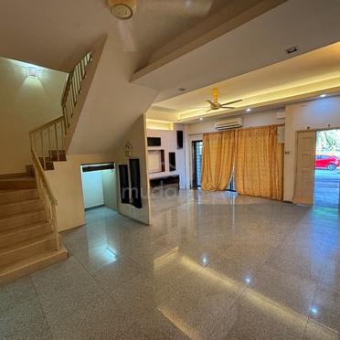 Nilam terrace 2.5 storey House 20x65 Bukit Puchong 2, Gated guarded 1