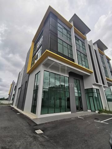 Sepang Bandar Serenia Sepang 3sty Semi D Factory For Rent 1