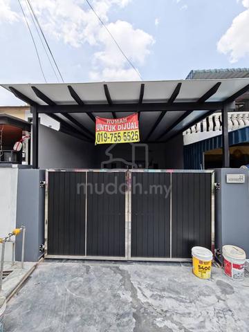 Taman makmur near tun aminah 2 sty low medium cost renovated 1