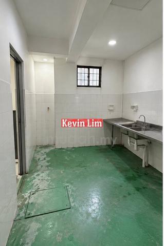 GROUND FLOOR SHOP LOT RENT at BUKIT JAMBUL RARE UNIT 1