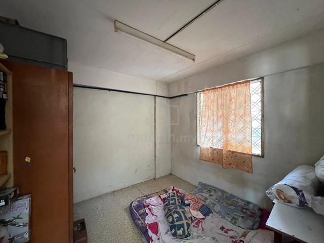 Flat Bukit Gedung 1