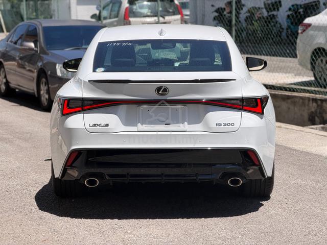 2021 Lexus IS300 2.0 F SPORT MODE GLITTER - 3