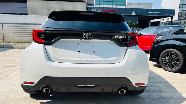 2022 Toyota GR YARIS 1.5 RS (A) - 4