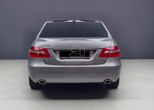 2010 Mercedes Benz E300 - Full Service Record MB - 4