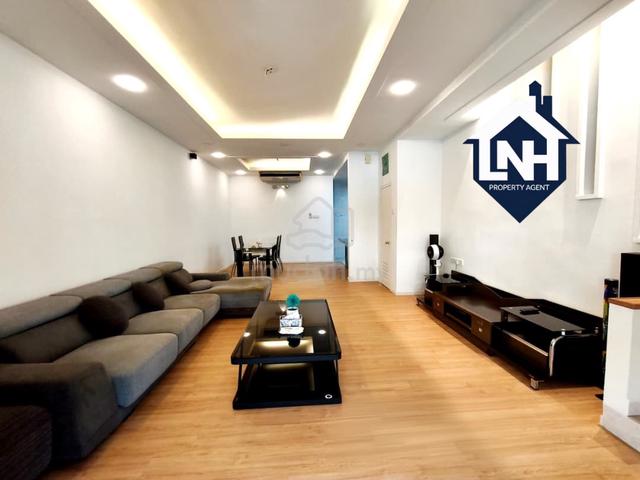 Bandar Laguna Merbok fully reno 2 storey terrace for sale near lagenda 1