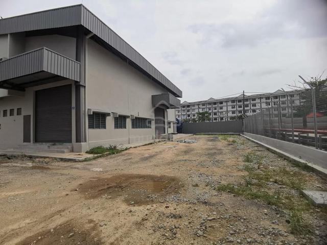 1.5storey Semi D Factory at Batu Berendam Free Trade Zone for Sale 1