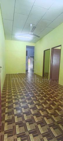 Single Storey Terrace House [LUNAS] Unfurnished Welcome Foreigner !!! 1
