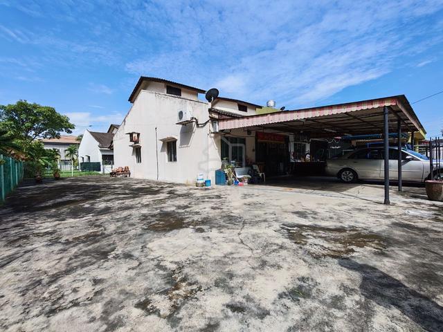 CORNER LOT Teres 1 Tingkat Seksyen 18 Shah Alam 1