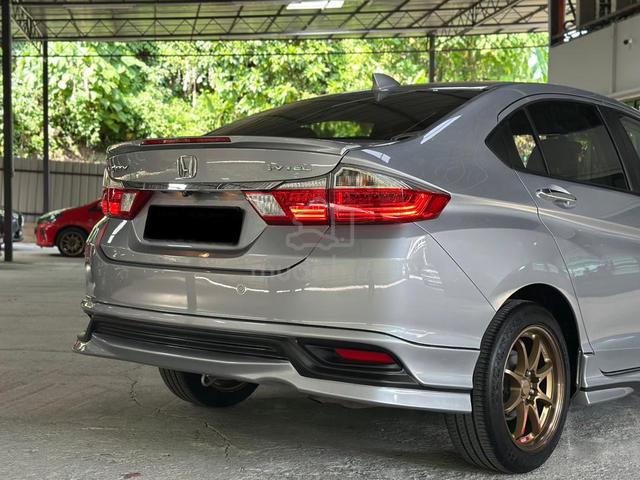 2018 Honda CITY GM6 1.5 V FACELIFT (A) FULL LOAN ! - 4