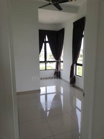 Eco Tropics, Kota Masai  - Corner Lot 4