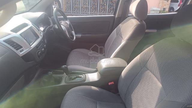 2013 Toyota HILUX 2.5 G VNT MY05 KUN25R FACELIFT - 4
