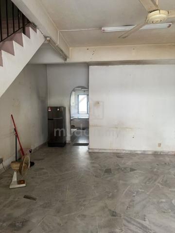 2sty, Intermediate, Taman Sri Gombak Phase 8, Batu Caves, Selangor 1