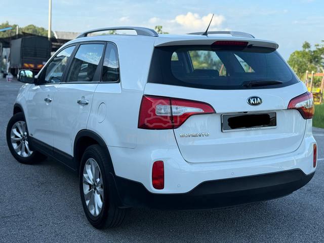 2014 Kia SORENTO 2.3 (A) PETROL SUNROOF 7 SEATER - 2