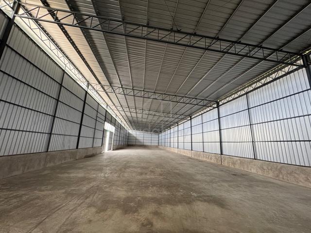 10,000sqft Warehouse/Factory For Rent in Nibong Tebal, Good Location 1