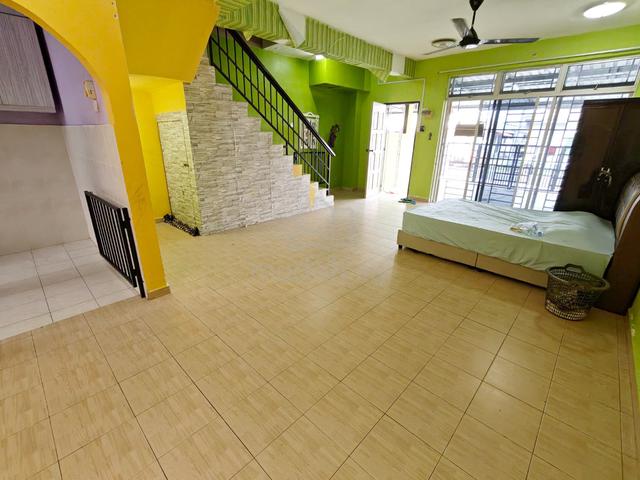 (Open Title) Double Storey Tmn Impian Jaya Gemencheh, N.Sembilan 1