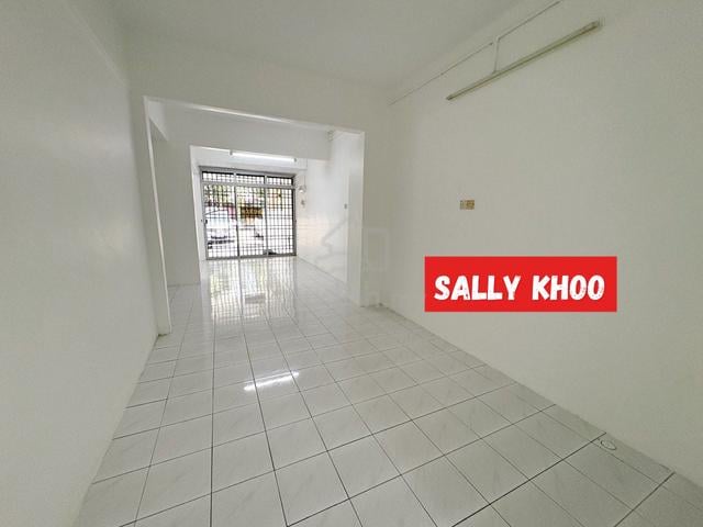 Batu Maung Double Storey Semi-D Near Airport | Below Bank Value 1
