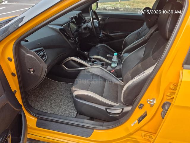 2015 Hyundai VELOSTER 1.6 TURBO FACELIFT (A) - 4