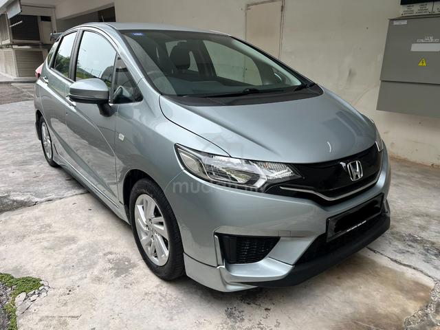 2017 Honda JAZZ 1.5 HONDA F.SERVICE 47K km Waranty - 1