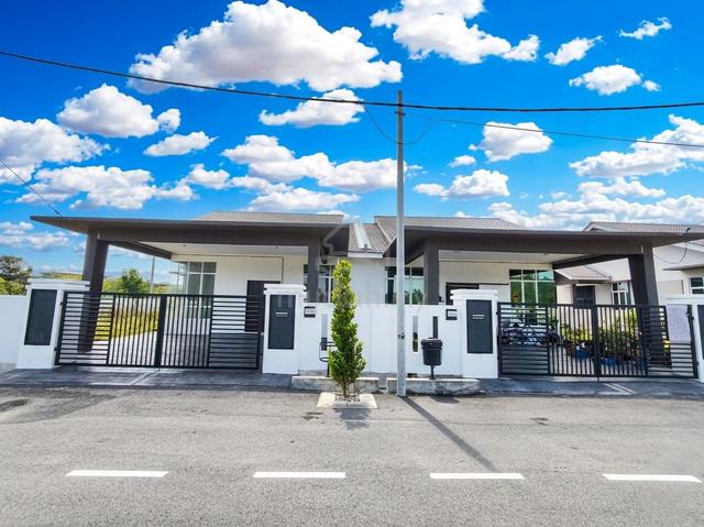 RUMAH SEMI D SETINGKAT BARU (Kijal) 1