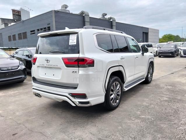 4.5A 8K KM UNREG 2023 Toyota LANDCRUISER 3.5 ZX - 3