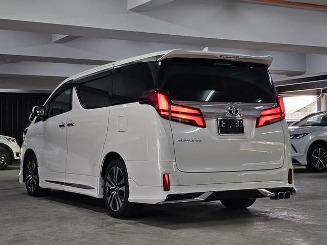 2023 Toyota ALPHARD 2.5 SC SROF 2PD 7STR 38K KM - 2