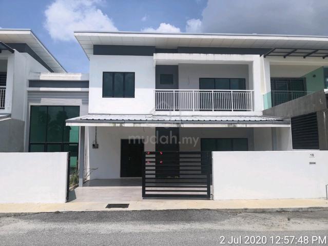 Hot Property! Spacious Villa|Leasehold|5bed 3bath| Tanjung Lumpur 1
