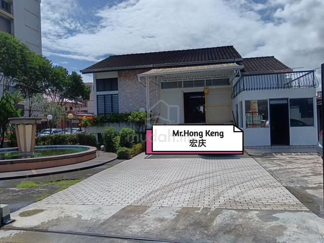 Facing mainroad,Single Storey Bungalow for RENT at Georgetown,Penang 1