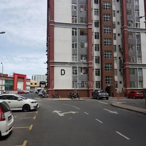 Putatan Platinum Apartment 1