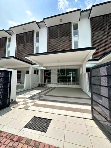 [Zero Downpayment] Freehold 3 storey Terrace at Taman Laman Klebang 1