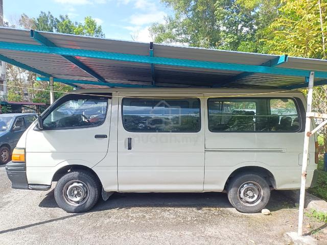 1995 Toyota HIACE 3.0 LH112 (M) - 5