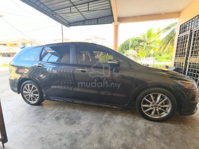 2011 Honda STREAM 1.8 i-VTEC RSZ FACELIFT (A) - 4