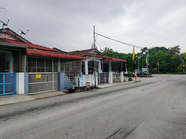 Taman Sentul Juru Renovated 1-Storey Terrace Near Shops 1